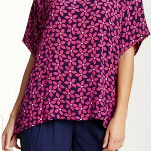Diane Von Furstenberg Pink and Navy Geometric Short Sleeve Top